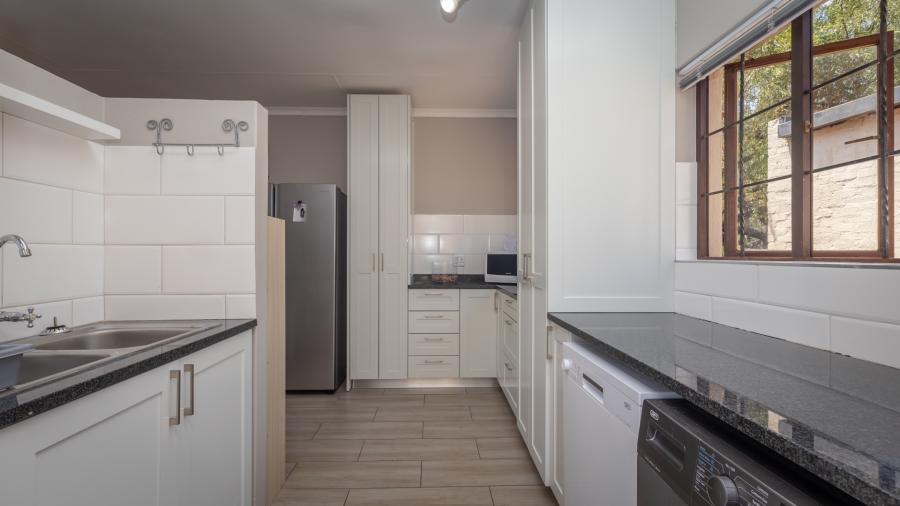 3 Bedroom Property for Sale in The Coves North West